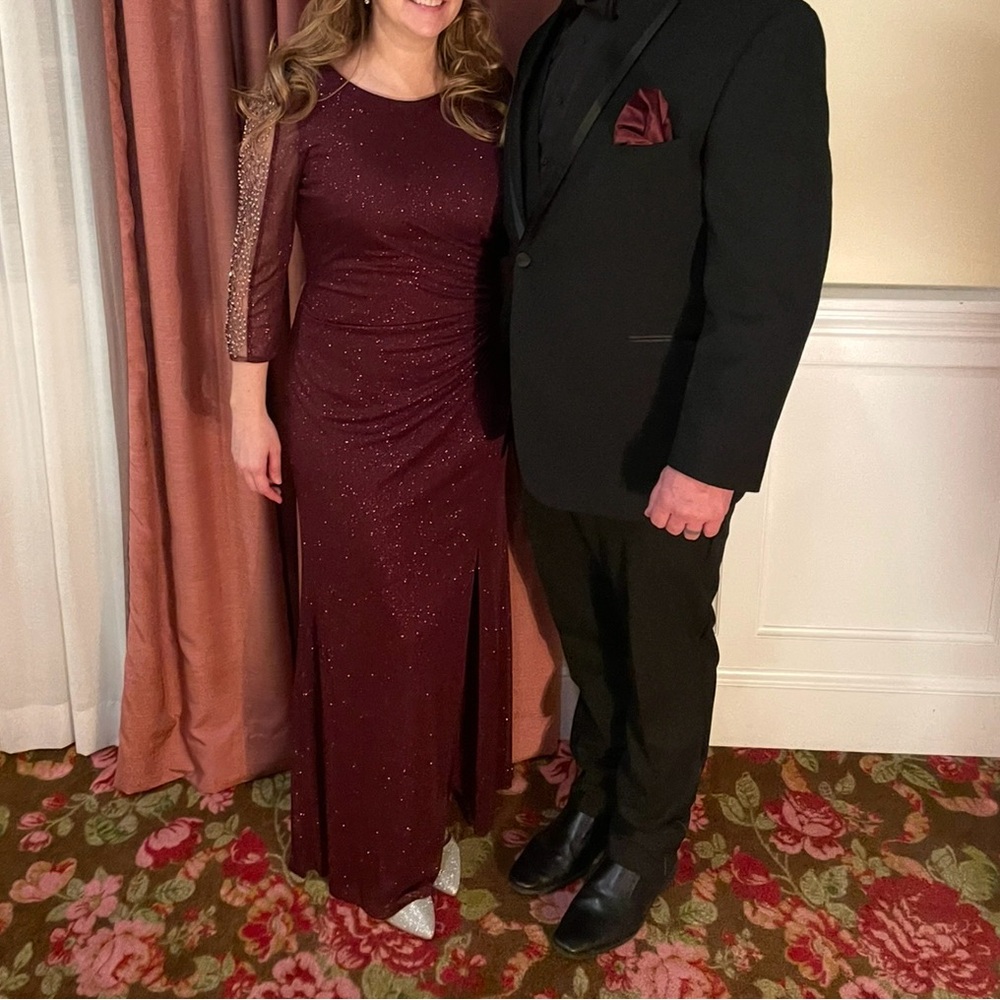 12- women’s SLNY Sparkling Burgundy Dress